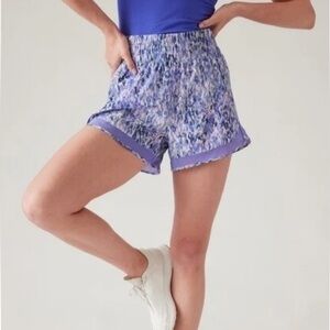 Athleta Women's high waisted running shorts vented XS Purple Patterned